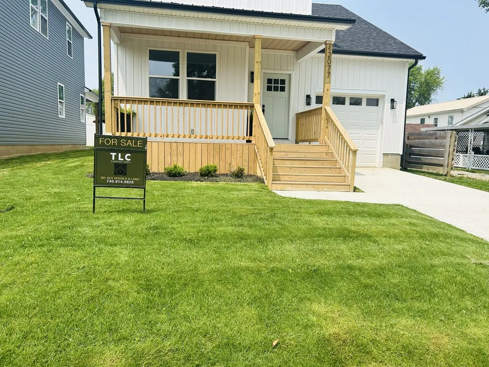 Custom lawn care service in Newark, OH - Yard Barbers Curb Appeal