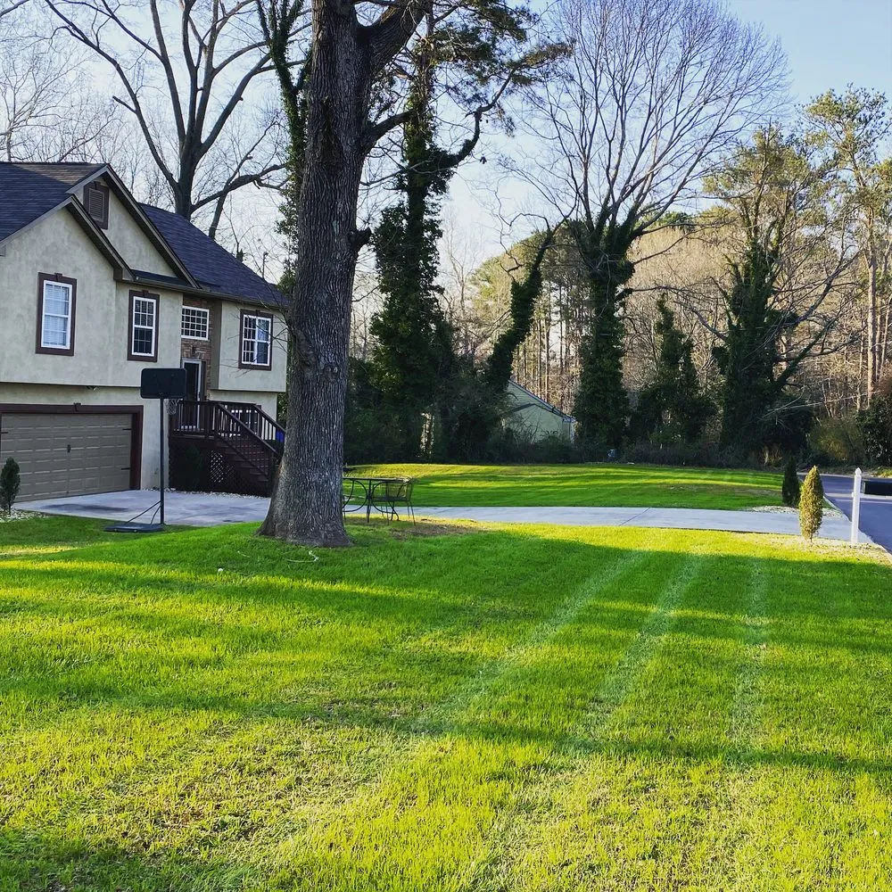 Reliable residential landscaping in Fairburn, GA - Yard Barbers