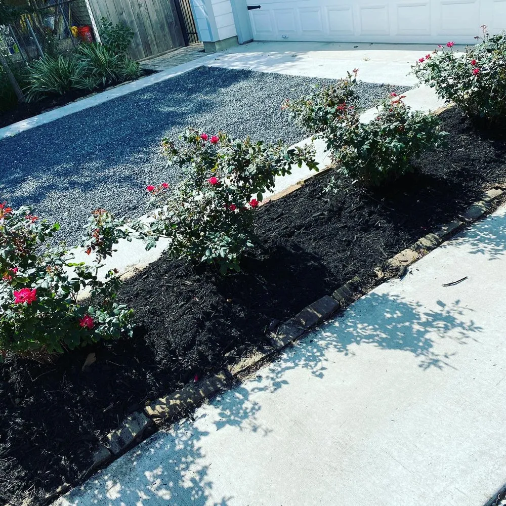 Affordable yard maintenance experts serving Houston, TX - Yard Barbers Landscaping