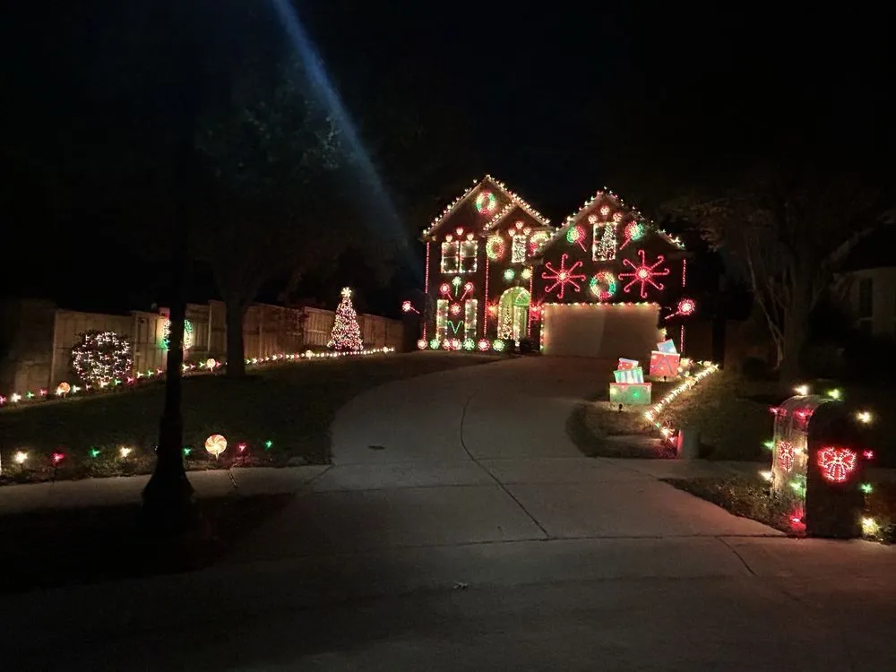 Expert lawn mowing service experts serving Little Elm, TX - Yard Boss Lawn & Landscape