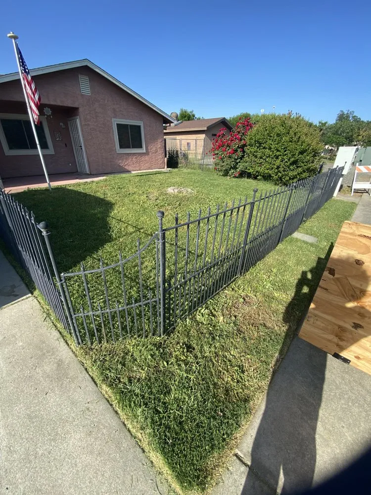 Affordable lawn mowing service experts serving Gridley, CA - Yard Boys