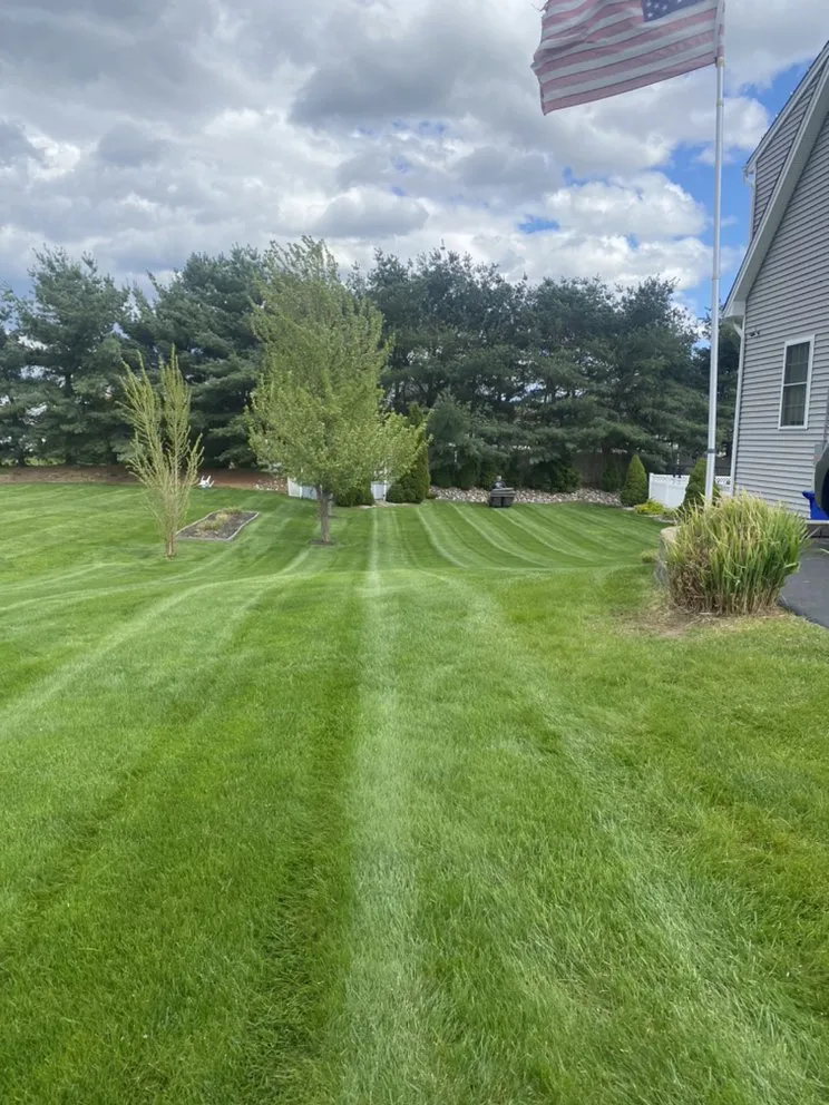 Top-rated garden landscaping for beautiful yards in Waterbury, CT by Yard Boys Seasonal Service