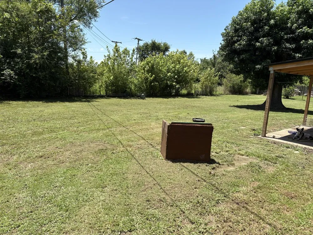 Trusted yard cleanup service for homes in Siloam Springs, AR by Yard Bros Landscaping