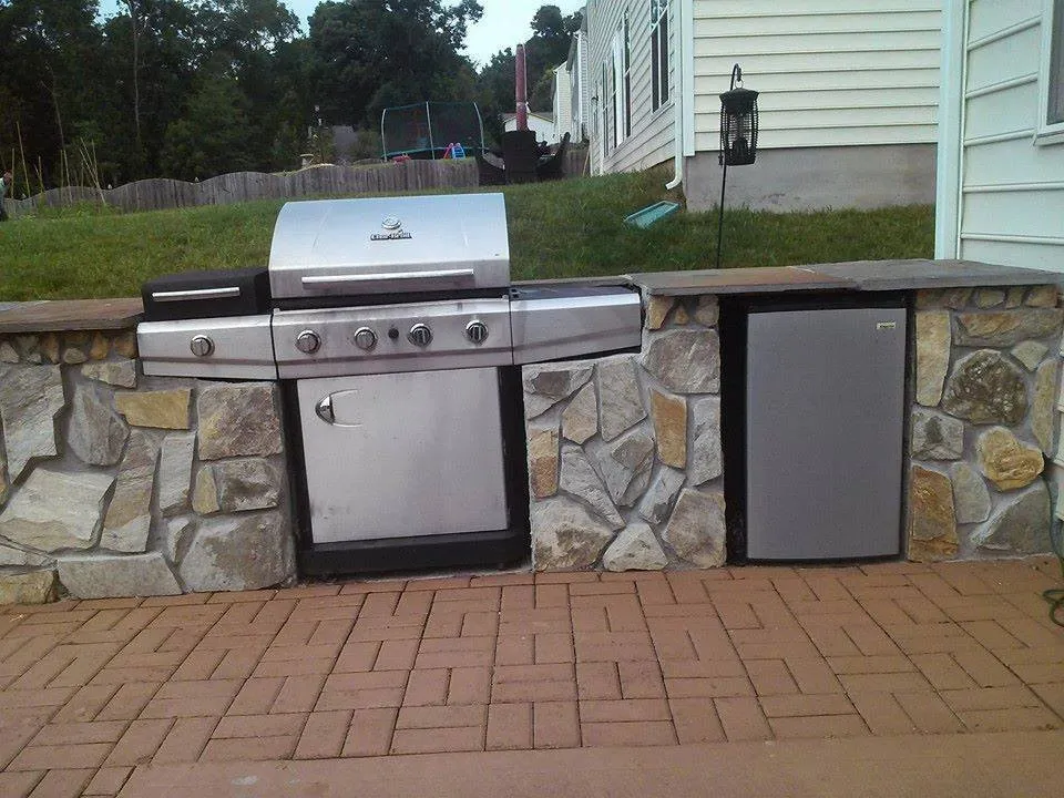 Expert garden landscaping experts serving Hartford, CT - Yard Bullies