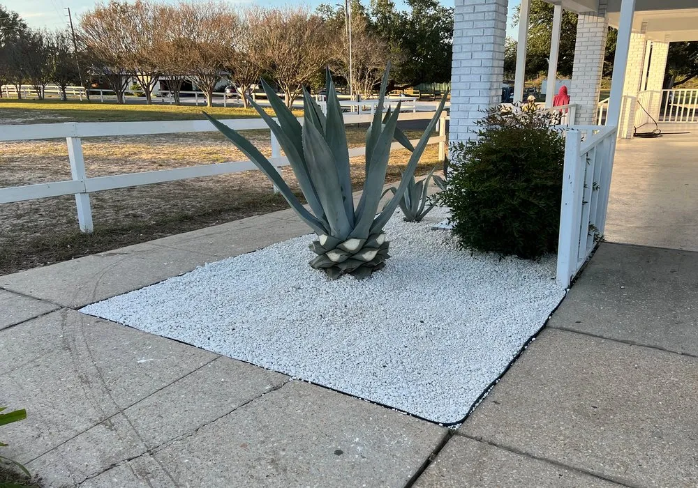 Reliable lawn mowing service in Navarre, FL - Yard Butler Landscaping