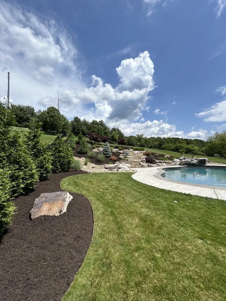 Expert lawn care service in Gibsonia, PA - Yard Chefs