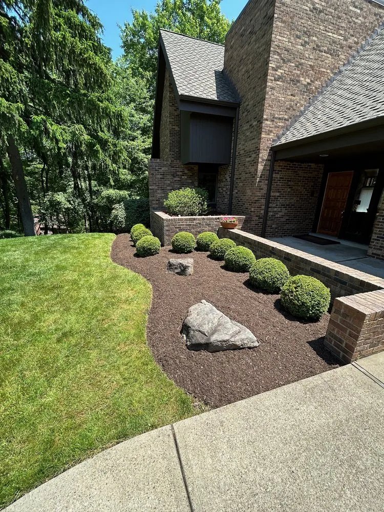 Affordable yard maintenance experts serving Gibsonia, PA - Yard Chefs