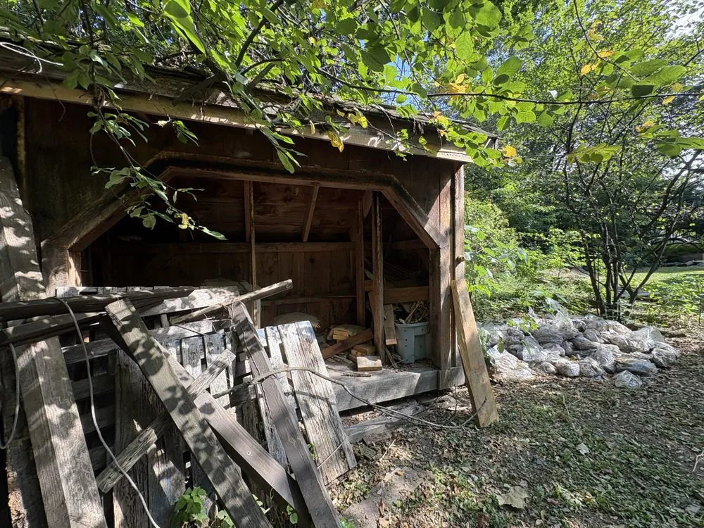 Professional landscape design experts serving Middletown, NY - Yard Cleaning