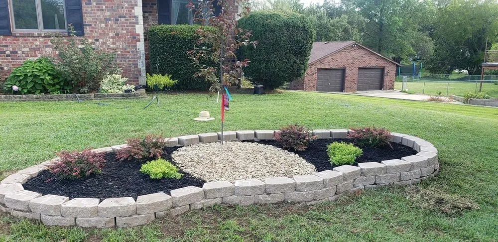 Trusted lawn care service in Topeka, KS - Yard Crafters