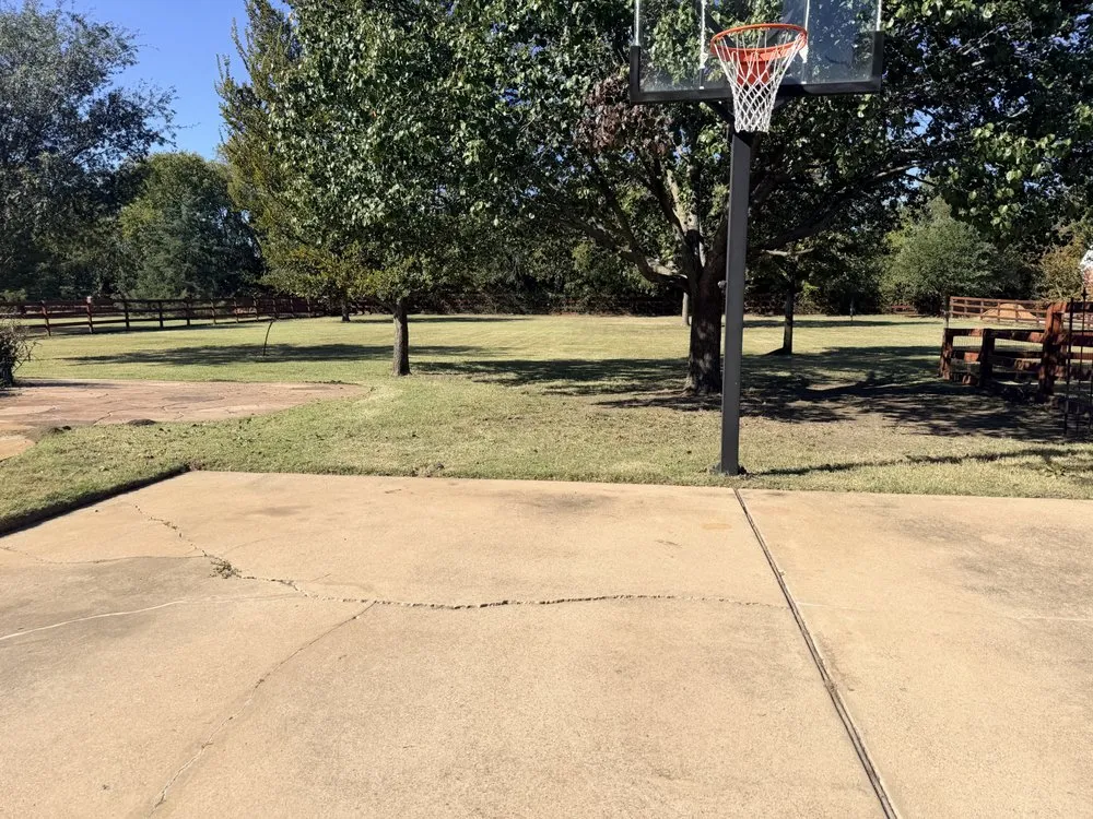 Affordable yard maintenance experts serving Lantana, TX - Yard Dad Services