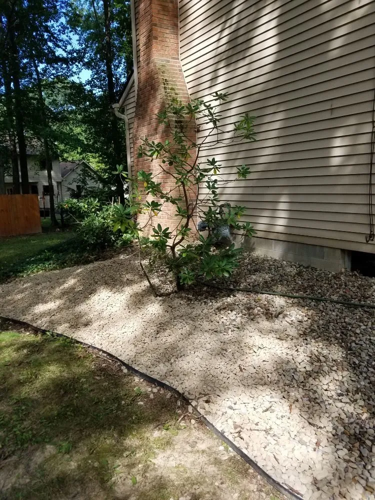 Local yard maintenance experts serving new franklin, OH - Yard Dawg Lawn Care