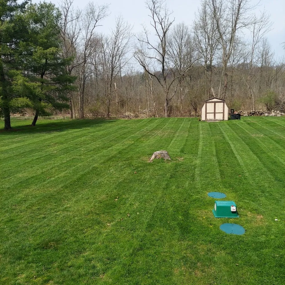 Professional lawn mowing service experts serving new franklin, OH - Yard Dawg Lawn Care