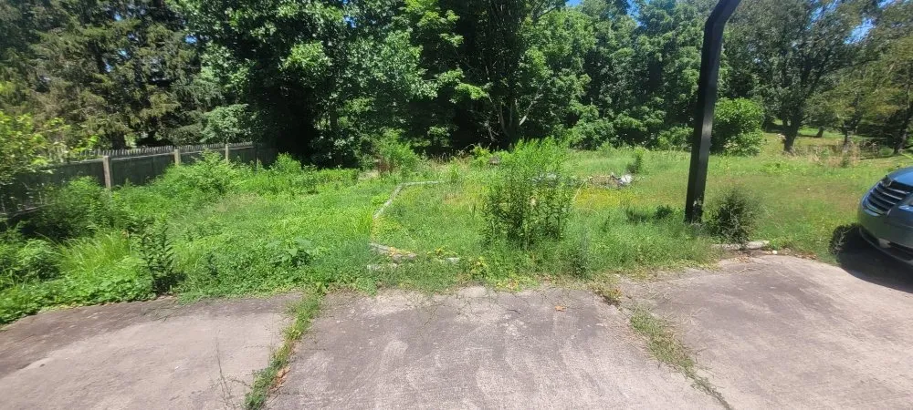 Affordable outdoor landscaping for residential properties across Pleasantville, OH - Yard Dawgs Direct