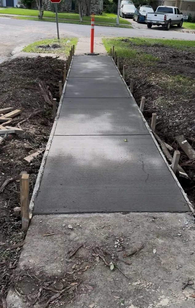 Affordable yard cleanup service in Baton Rouge, LA by Yard Dawgs Lawn Service