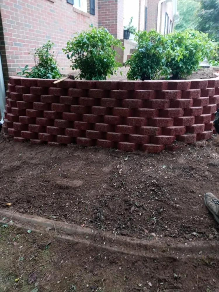 Professional yard maintenance for homes in Spotsylvania, VA by Yard Dog Landscaping