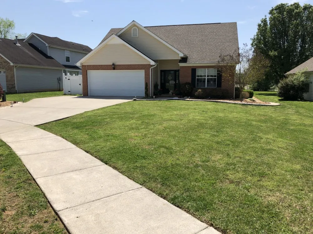 Professional garden landscaping in Chattanooga, TN by Yard Dogs Landscaping and Lawn Care