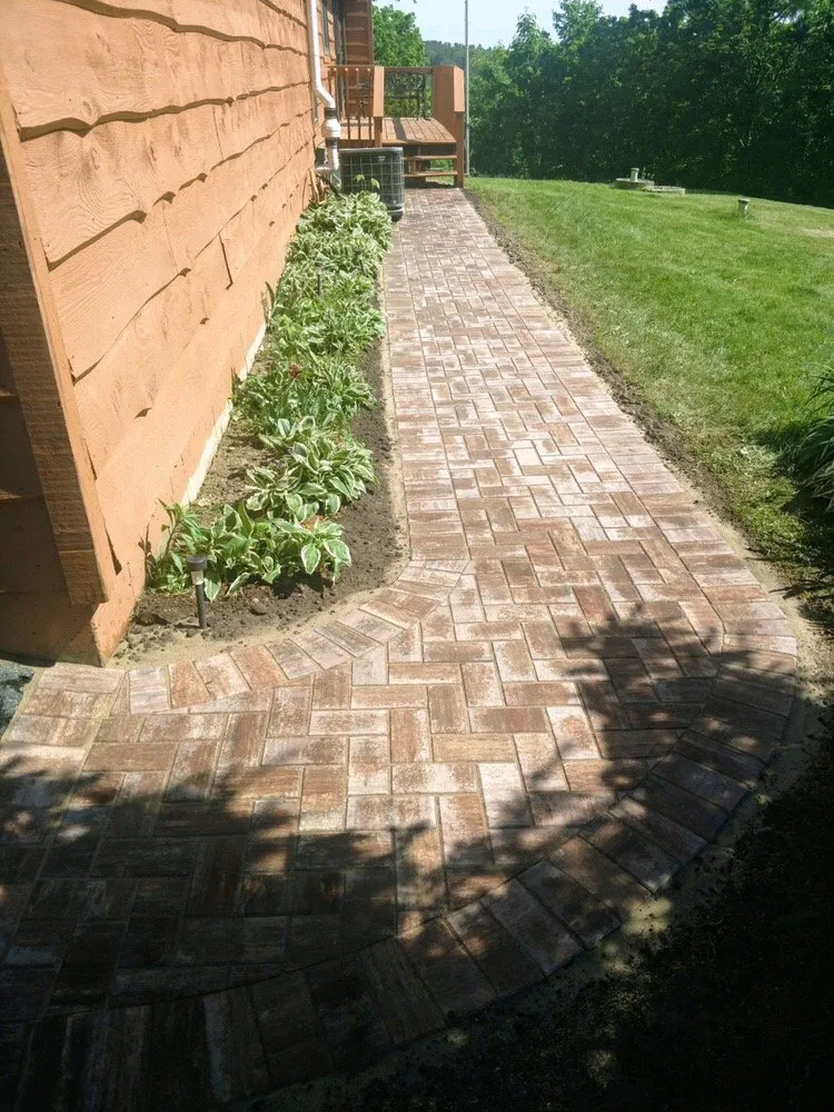 Professional lawn mowing service experts serving Elroy, WI - Yard Effects Landscaping