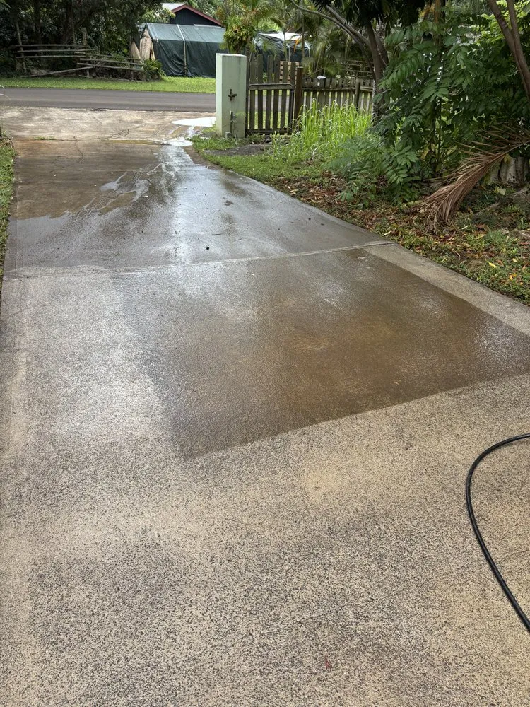 Local yard maintenance in Kapaʻa, HI by Yard Guy