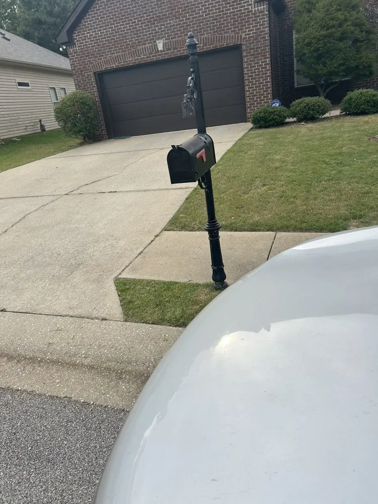 Reliable yard cleanup service for homes in Trussville, AL by Yard Guy Lawn Service