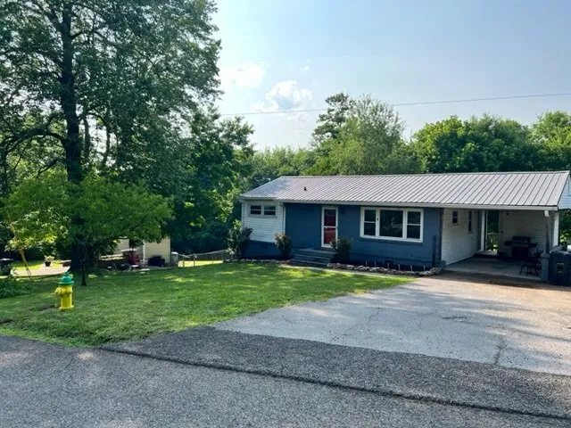 Reliable outdoor landscaping in Knoxville, TN - Yard Hustle Landscaping & Lawn Care