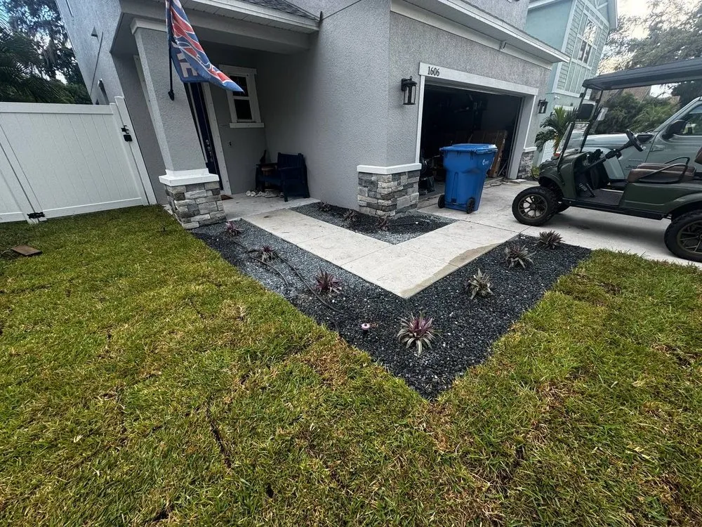 Professional outdoor landscaping in St. Petersburg, FL - Yard Landscaping Deluxe