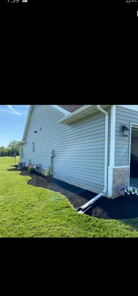 Affordable lawn mowing service experts serving Perrysburg, OH - Yard Machine Lawn And Landscape