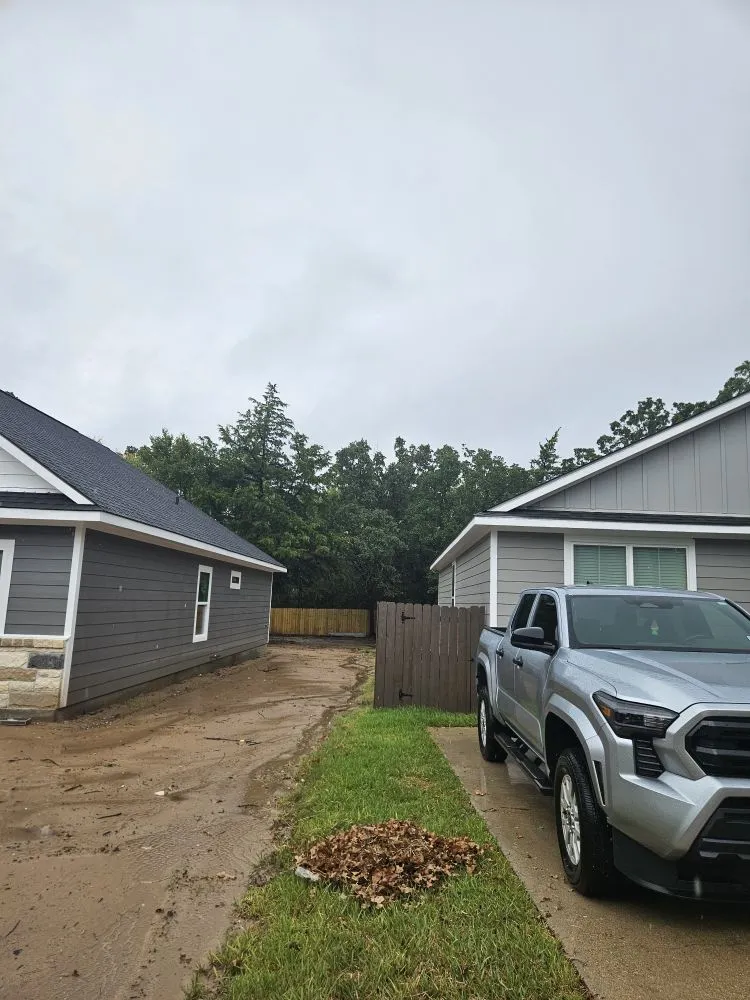 Top-rated lawn care service experts serving Bryan, TX - Yard Maintenance And Gardening New Image