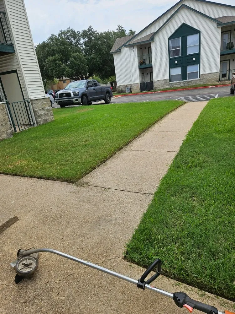 Top-rated landscape design in Bryan, TX by Yard Maintenance And Gardening New Image