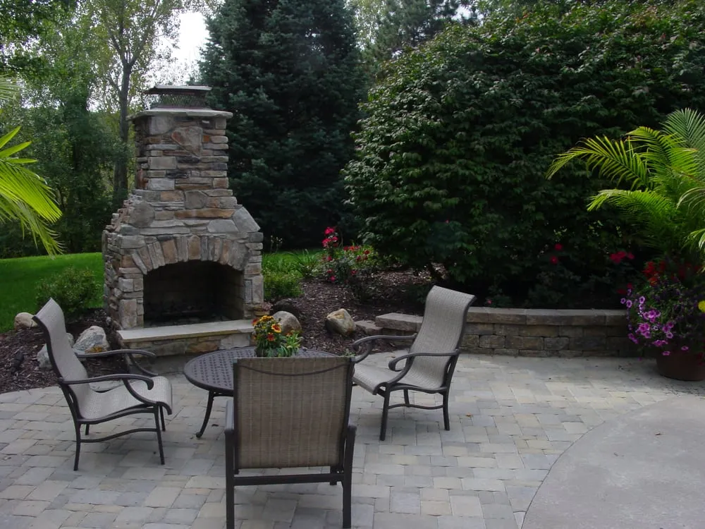 Reliable lawn care service for homes across Omaha, NE - Yard Market