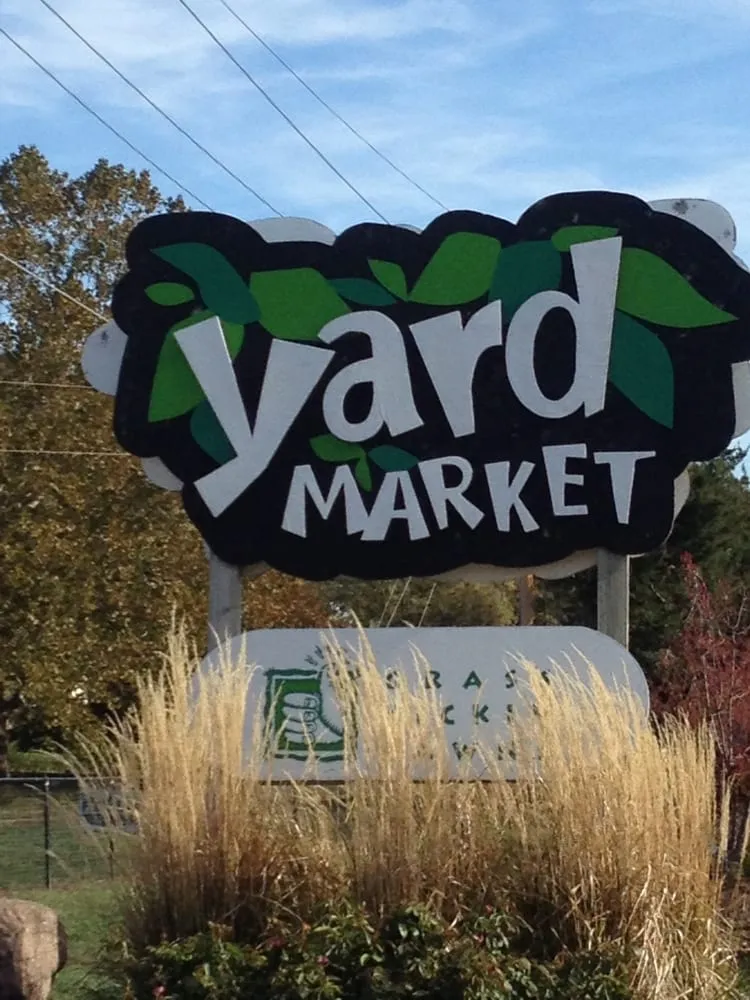 Custom outdoor landscaping experts serving Omaha, NE - Yard Market