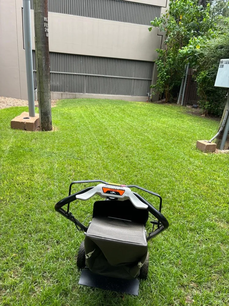 Professional yard maintenance in Houston, TX - Yard Master