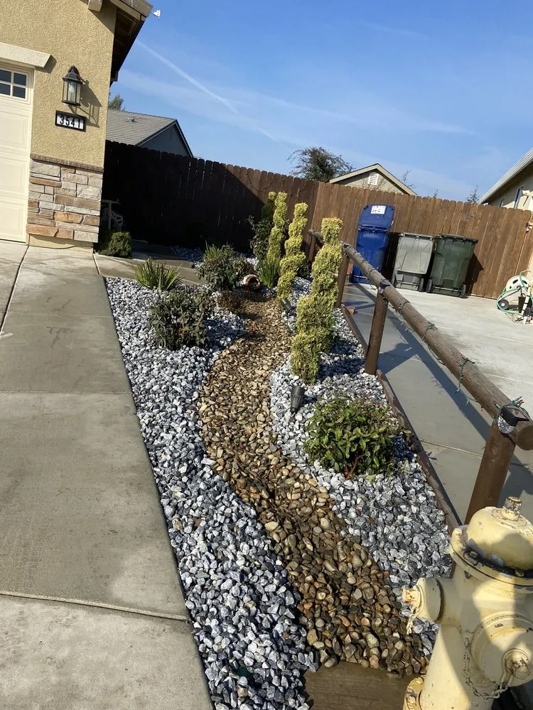 Professional landscaping services experts serving Merced, CA - Yard Max