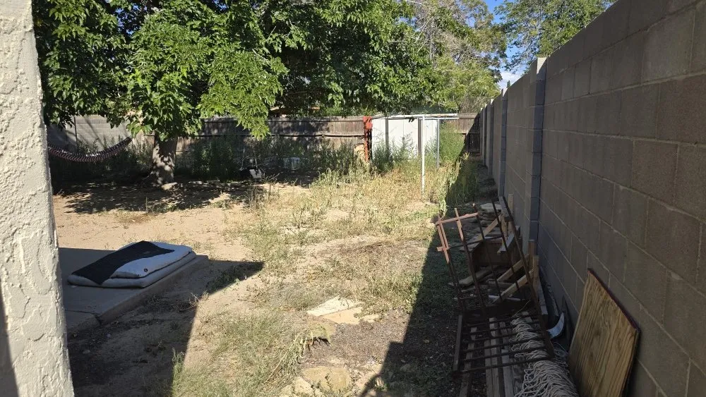 Affordable garden landscaping in Laguna, NM by Yard police