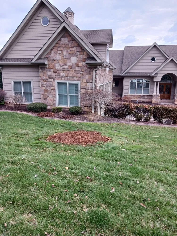 Custom landscaping services experts serving Loudon, TN - Yard Pro