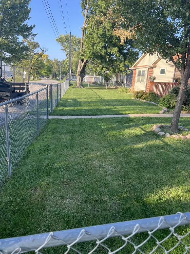 Expert garden landscaping near you in Davenport, IA by Yard Pros