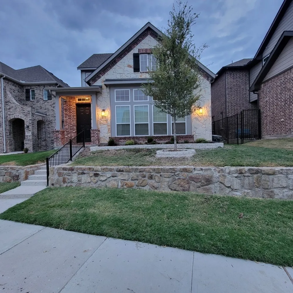 Custom lawn care service in Corinth, TX - Yard Service Noris