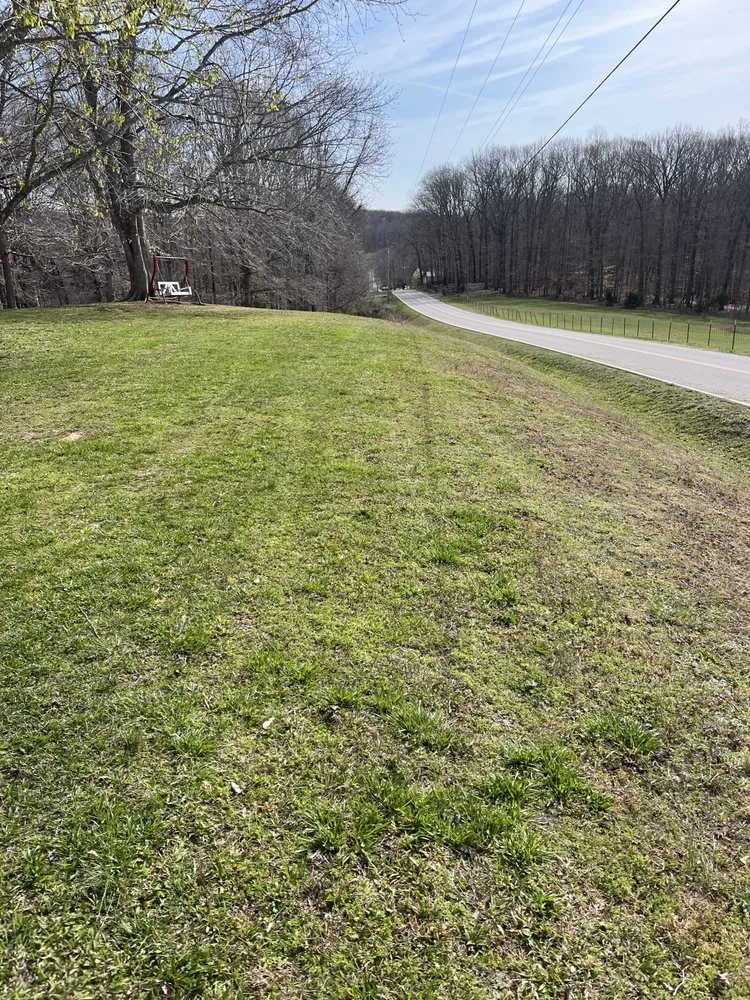 Top-rated yard maintenance experts serving Dickson, TN - Yard Shark Lawncare