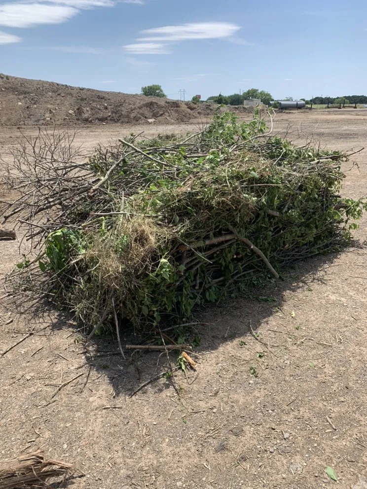 Local residential landscaping experts serving Weatherford, TX - Yard Sharks Property Services