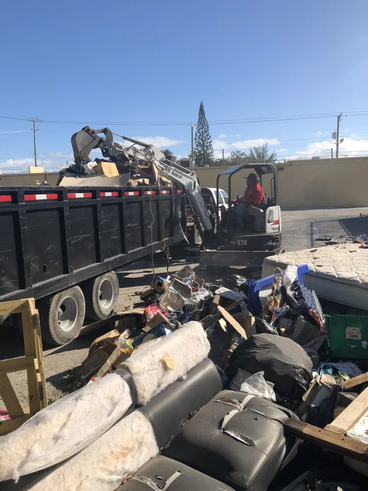 Expert yard maintenance in Hialeah, FL - Yard Smart Lawn Service