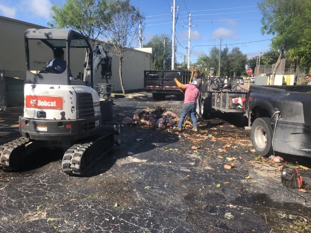 Custom garden landscaping in Hialeah, FL by Yard Smart Lawn Service