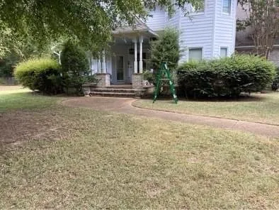 Custom residential landscaping for year-round maintenance across Brandon, MS - Yard Smiths Lawn Care