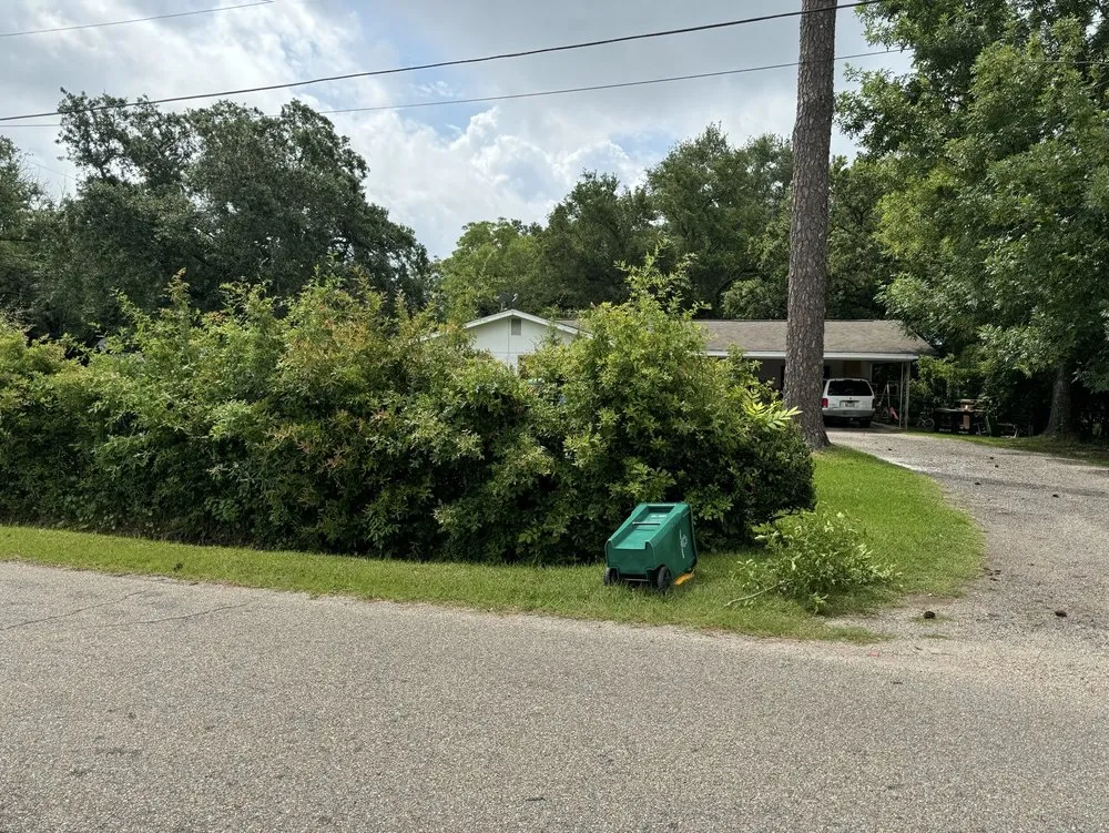 Reliable lawn mowing service in Brandon, MS - Yard Smiths Lawn Care