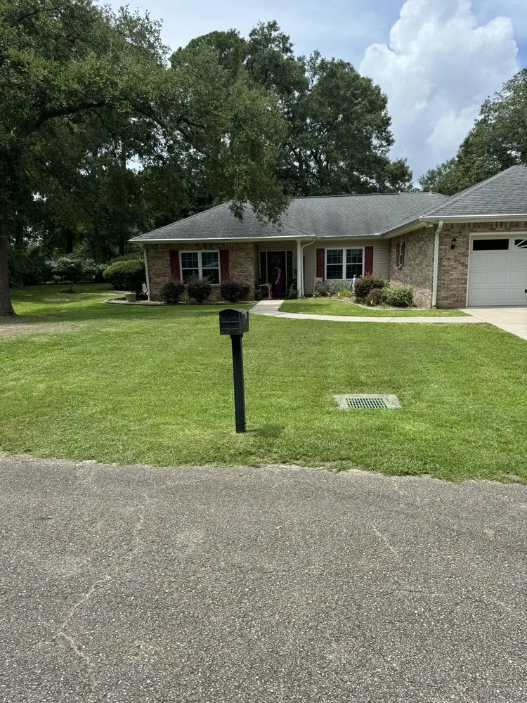 Trusted garden landscaping in Brandon, MS by Yard Smiths Lawn Care