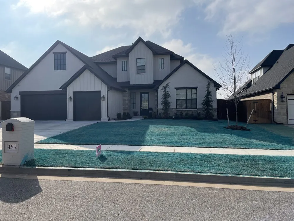 Reliable yard maintenance in Moore, OK by Yard Solutions