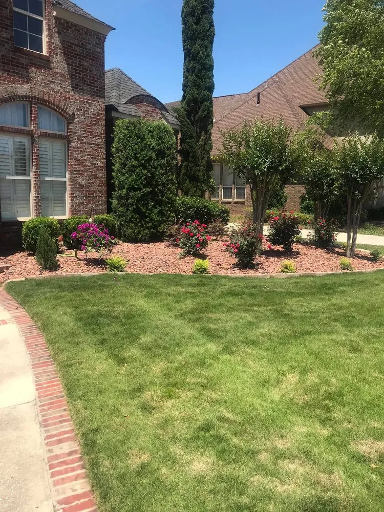 Top-rated outdoor landscaping in Mobile, AL - Yard Tamers Mobile