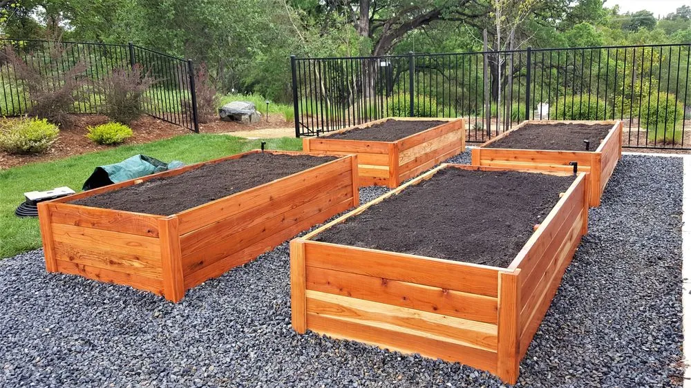 Expert lawn mowing service experts serving Sacramento, CA - Yard to Fork