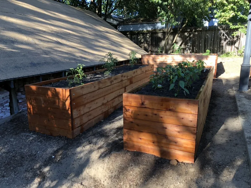 Top-rated lawn mowing service in Sacramento, CA - Yard to Fork