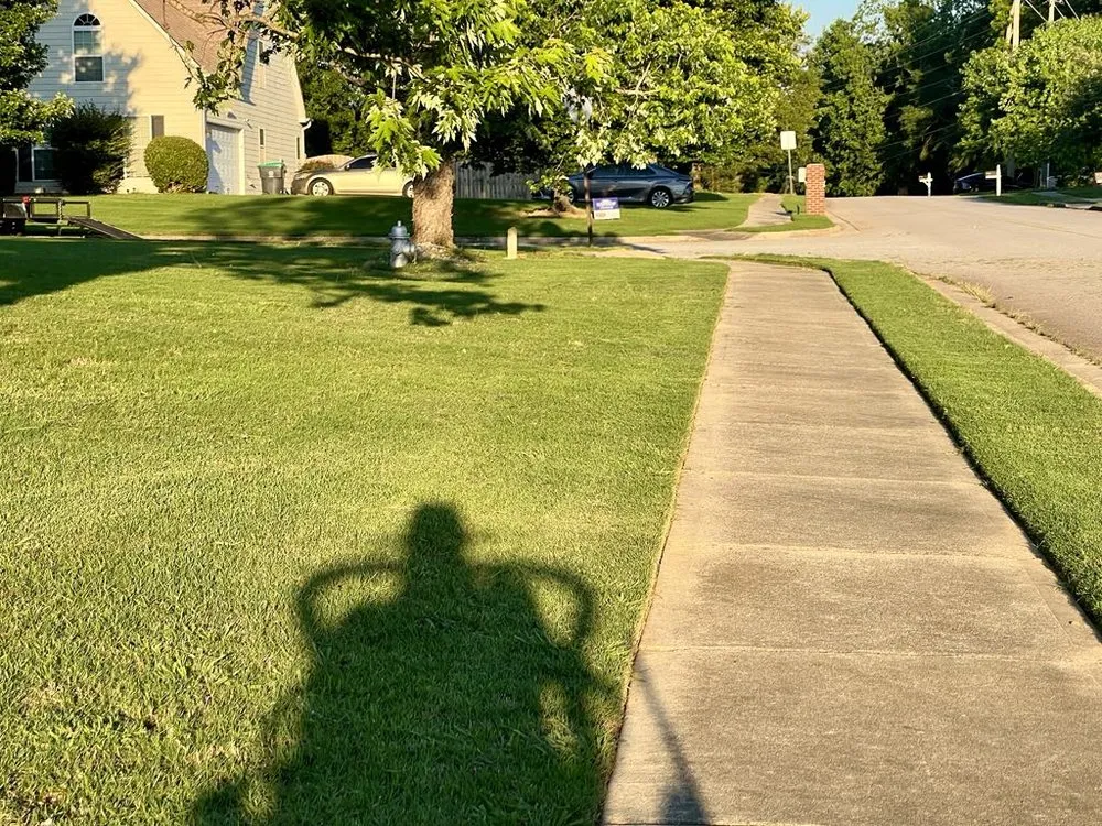 Trusted lawn mowing service experts serving McDonough, GA - Yard Trim