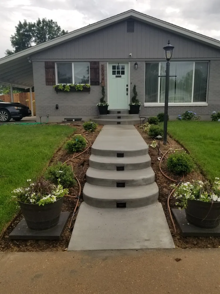 Custom garden landscaping in Denver, CO by Yard Warriors