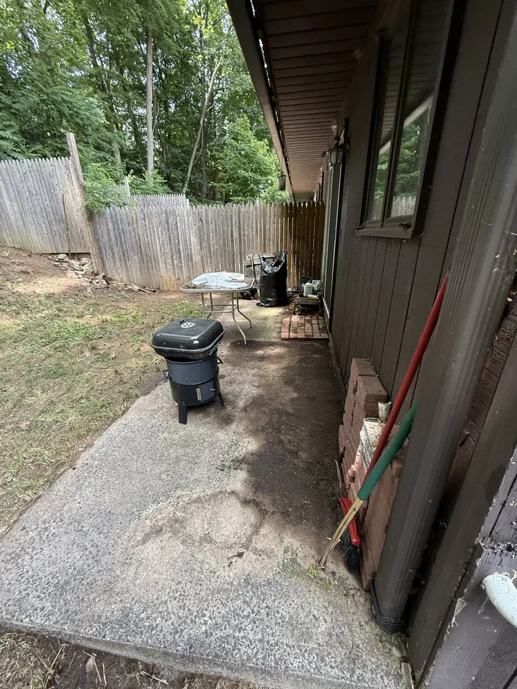 Trusted lawn mowing service near you across Waterbury, CT - Yard Wizards